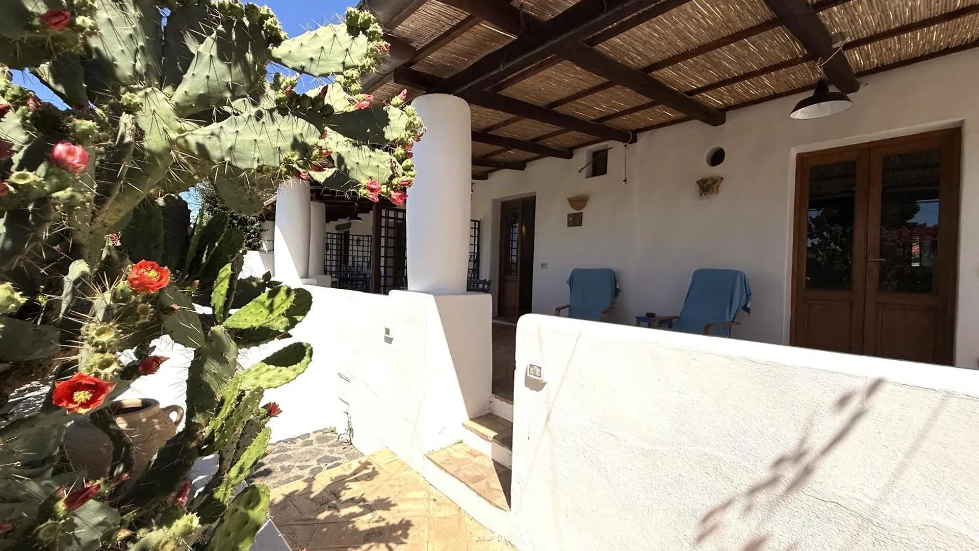 Holiday home Villette Corallo Malfa